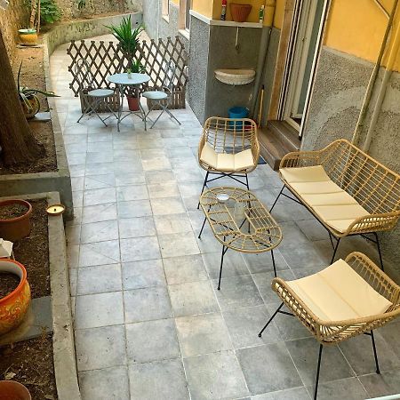 サレルノ La Casa Di Alice Bed & Breakfast エクステリア 写真
